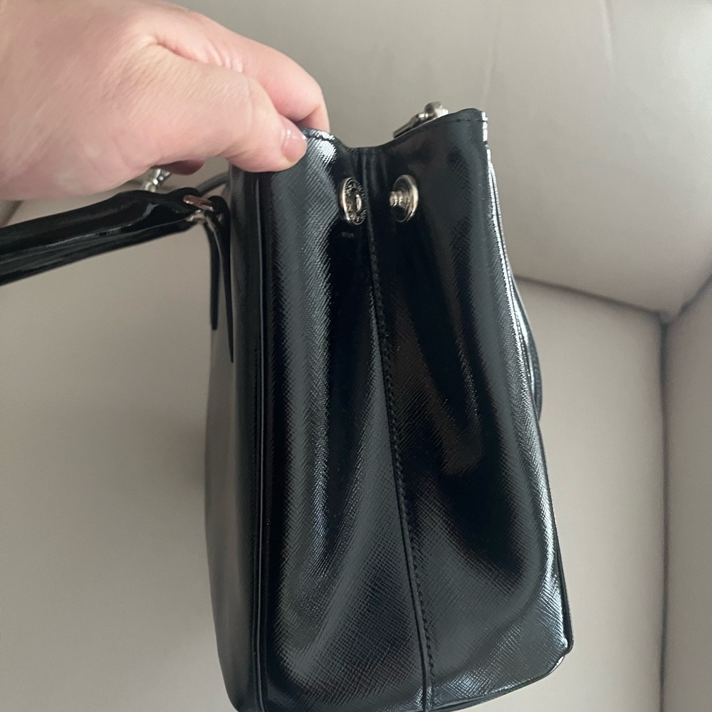 Prada Saffiano Galleria handbag - patent leather - Picture 9 of 15
